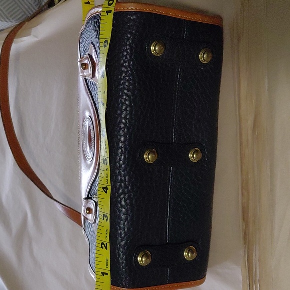 DOONEY AND BOURKE Chic Black and Tan Crossbody Bag - Picture 8 of 11